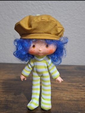 1979 Kenner/American Greetings Strawberry Shortcake Crepe Suzette Doll